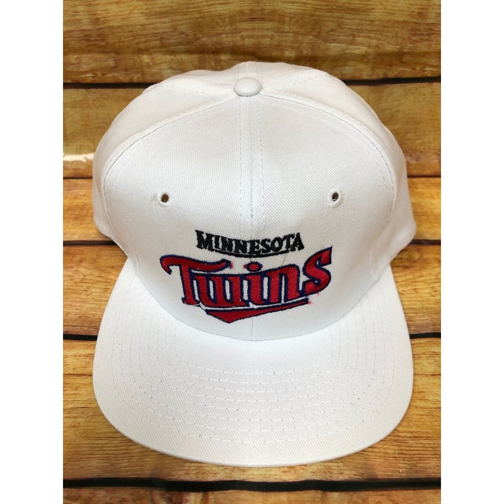 NWT NOS Vintage MLB MINNESOTA TWINS White Snapback Hat Cap (b23)